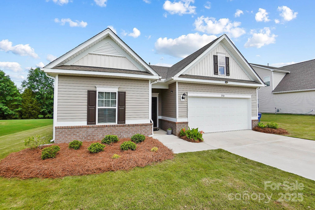 2928 Parkwest Dr Albemarle, NC 28001