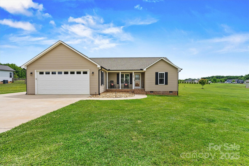 3645 Kimber Ln Sherrills Ford, NC 28673