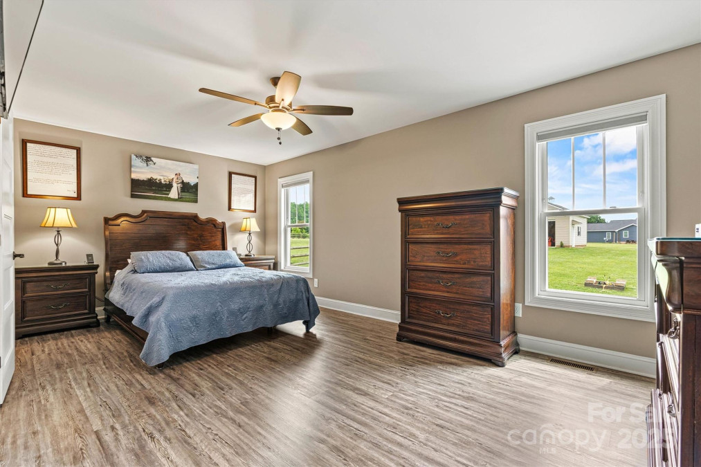 3645 Kimber Ln Sherrills Ford, NC 28673