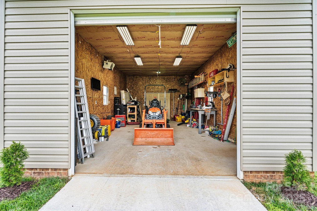 3645 Kimber Ln Sherrills Ford, NC 28673