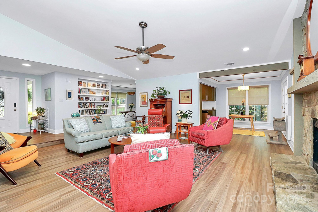 3708 Sweetgrass Ln Charlotte, NC 28226