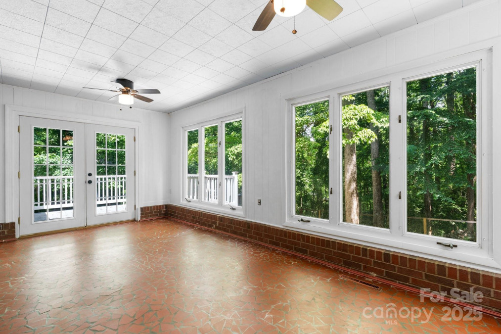 220 Pinehurst Ln Newton, NC 28658