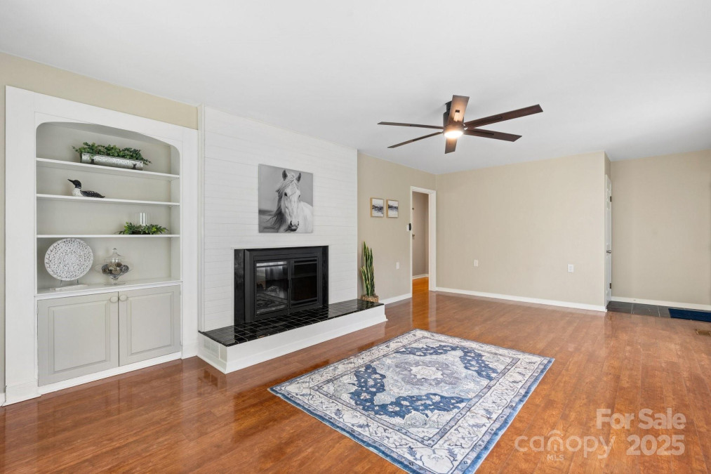 220 Pinehurst Ln Newton, NC 28658
