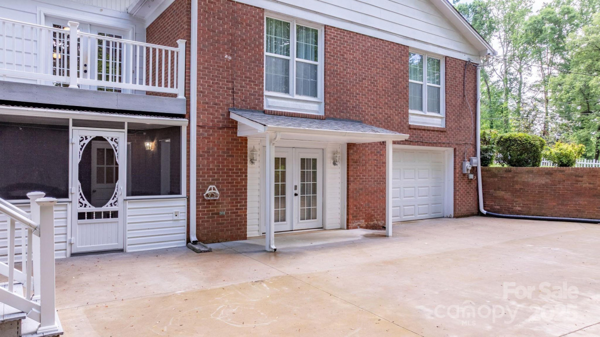 220 Pinehurst Ln Newton, NC 28658