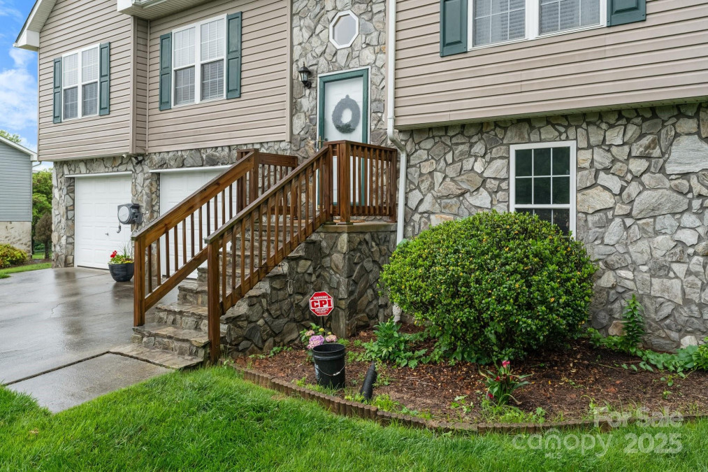 3311 Lilac Ln Hudson, NC 28638