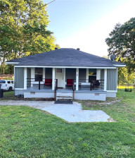 918 8th St Lancaster, SC 29720