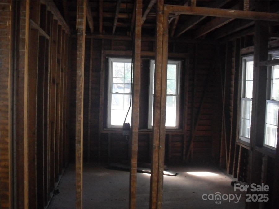 816 Parkwood Ave Charlotte, NC 28205