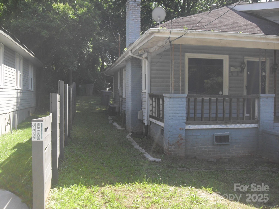 816 Parkwood Ave Charlotte, NC 28205
