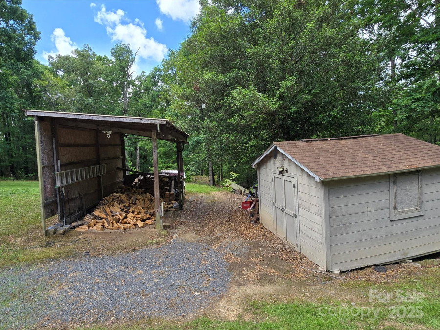 490 Deberry Rd Mount Gilead, NC 27306