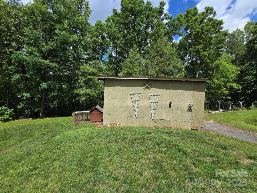 490 Deberry Rd Mount Gilead, NC 27306