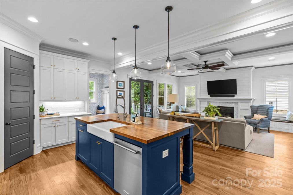 2615 Chesterfield Ave Charlotte, NC 28205