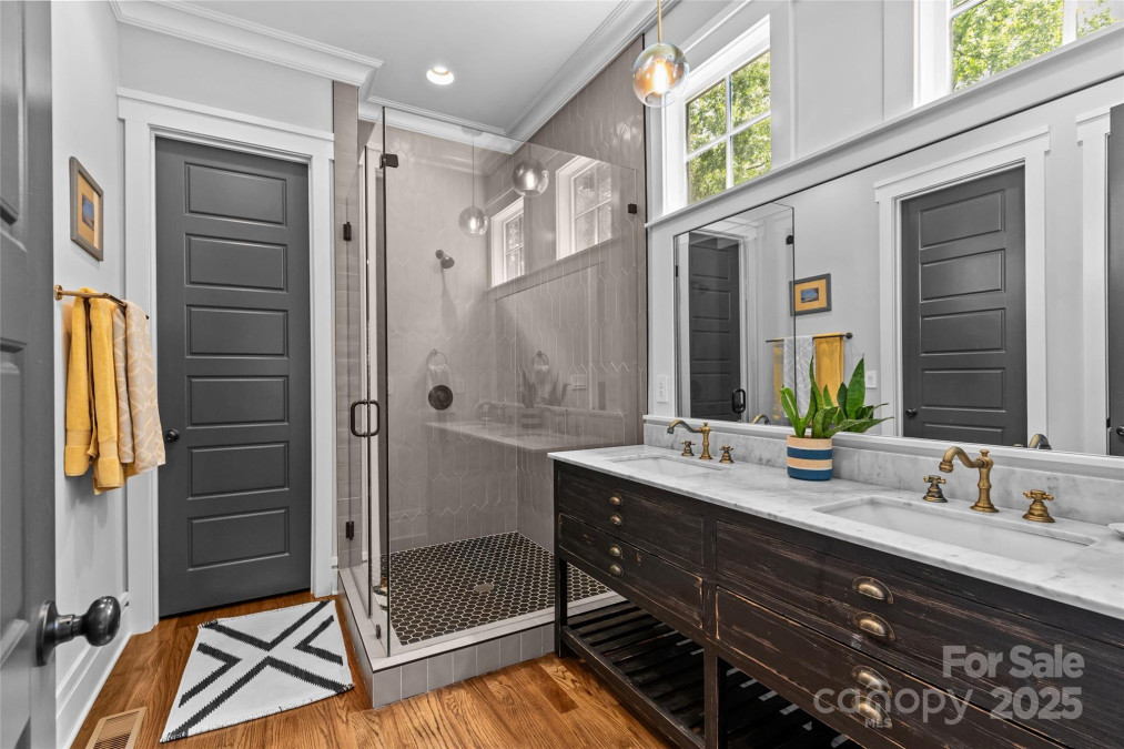 2615 Chesterfield Ave Charlotte, NC 28205