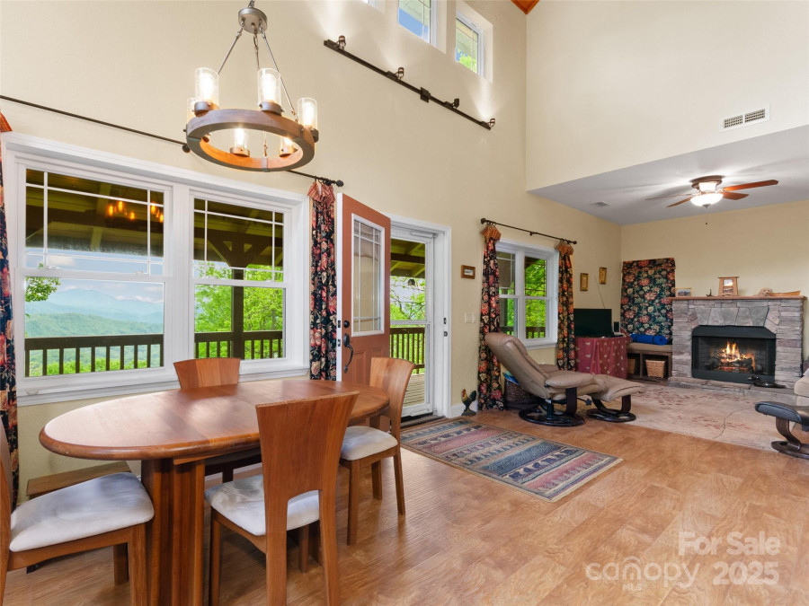 572 Multiflora Way Waynesville, NC 28785