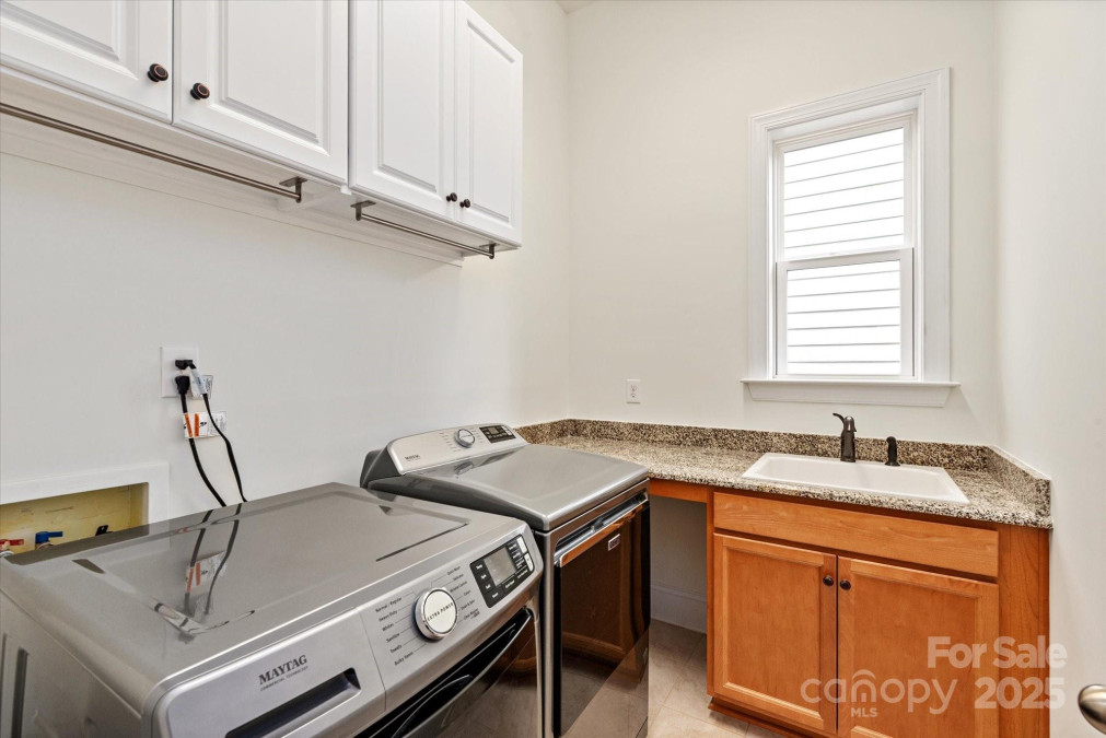 7913 Waverly Walk Ave Charlotte, NC 28277