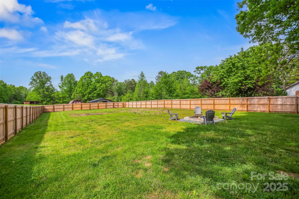 1078 Boones Cave Rd Lexington, NC 27295