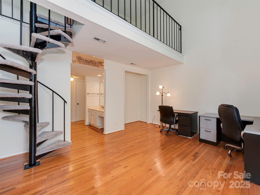 4025 Woodfox Dr Charlotte, NC 28277