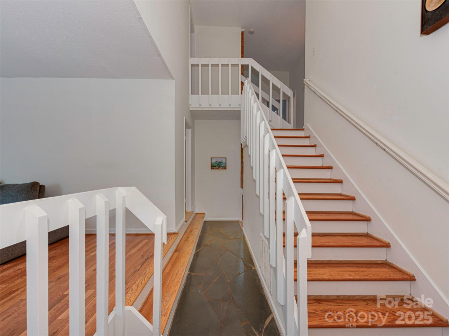 4025 Woodfox Dr Charlotte, NC 28277