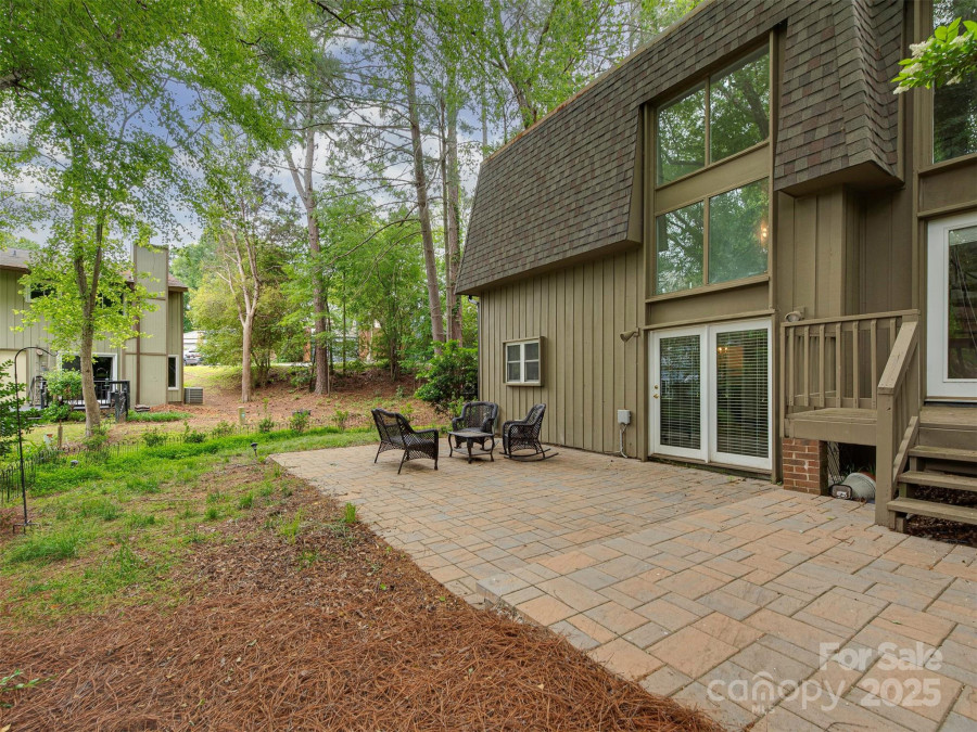 4025 Woodfox Dr Charlotte, NC 28277