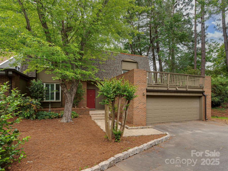 4025 Woodfox Dr Charlotte, NC 28277