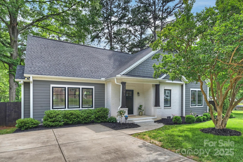 3163 Maury St Charlotte, NC 28208