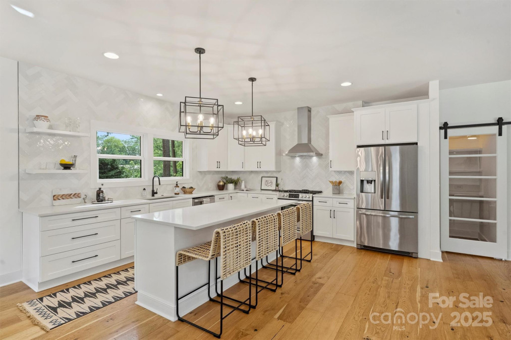 3163 Maury St Charlotte, NC 28208