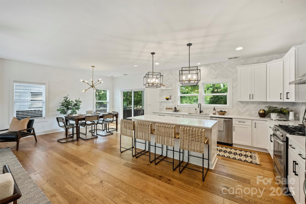 3163 Maury St Charlotte, NC 28208