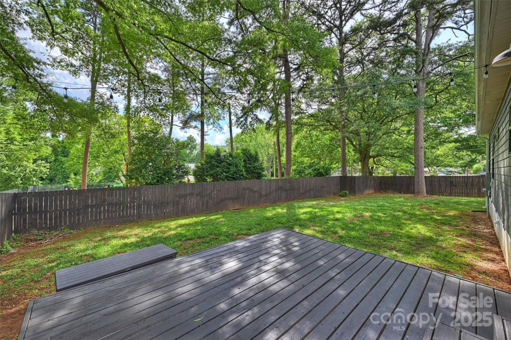 3163 Maury St Charlotte, NC 28208