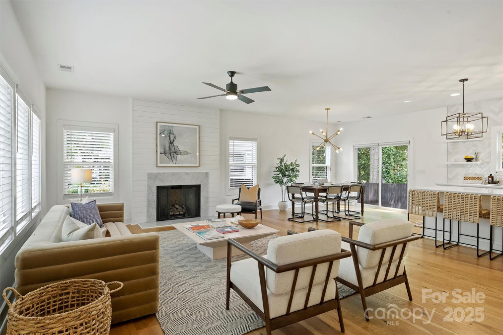3163 Maury St Charlotte, NC 28208