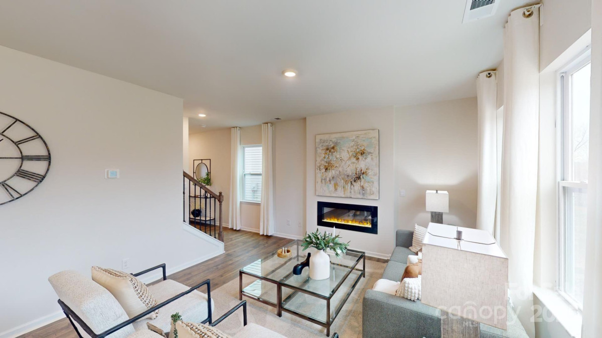 5058 Beargrass Dr Dallas, NC 28034