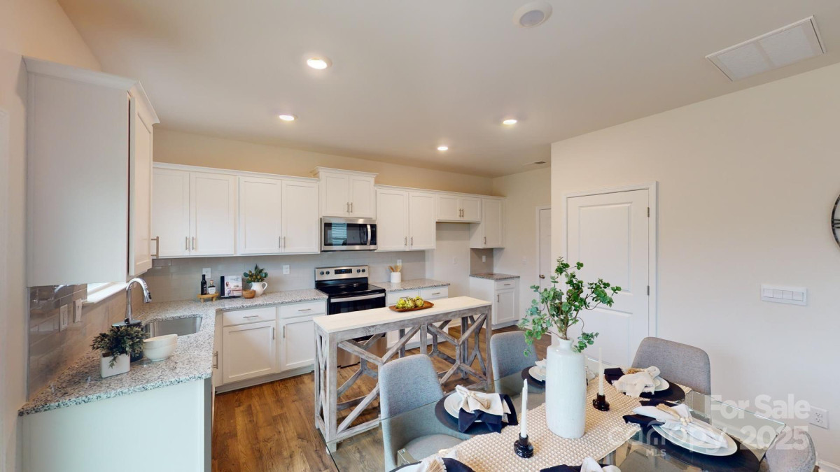 5058 Beargrass Dr Dallas, NC 28034