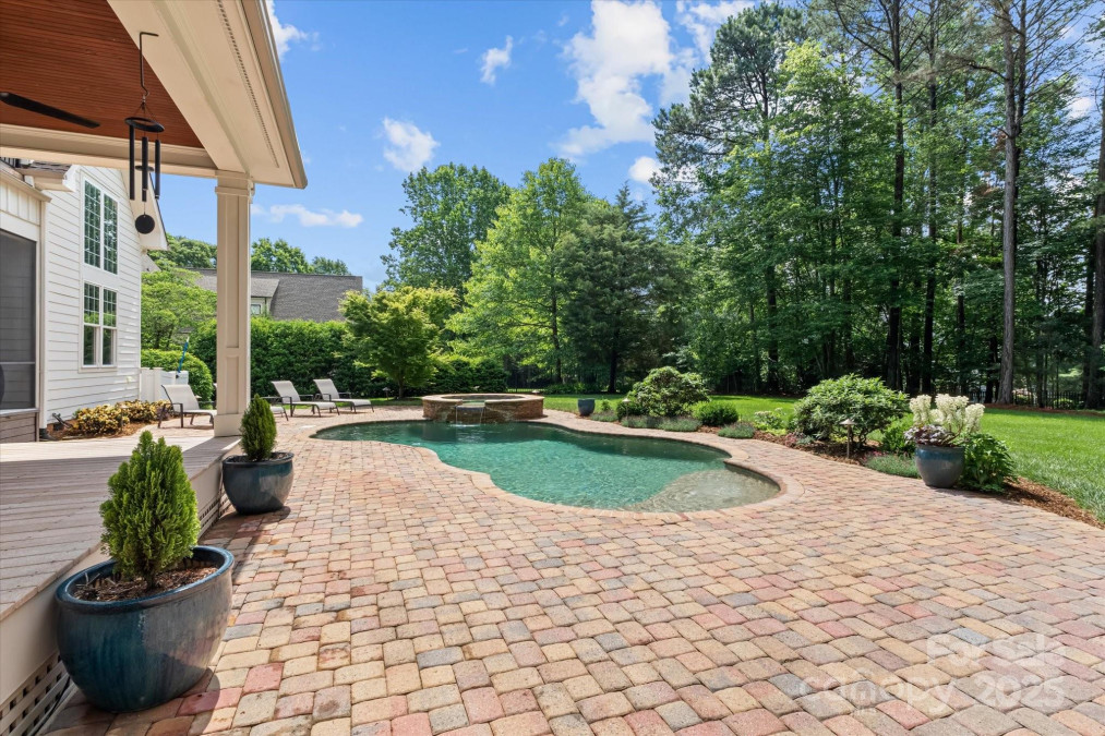 129 Alder Springs Ln Mooresville, NC 28117