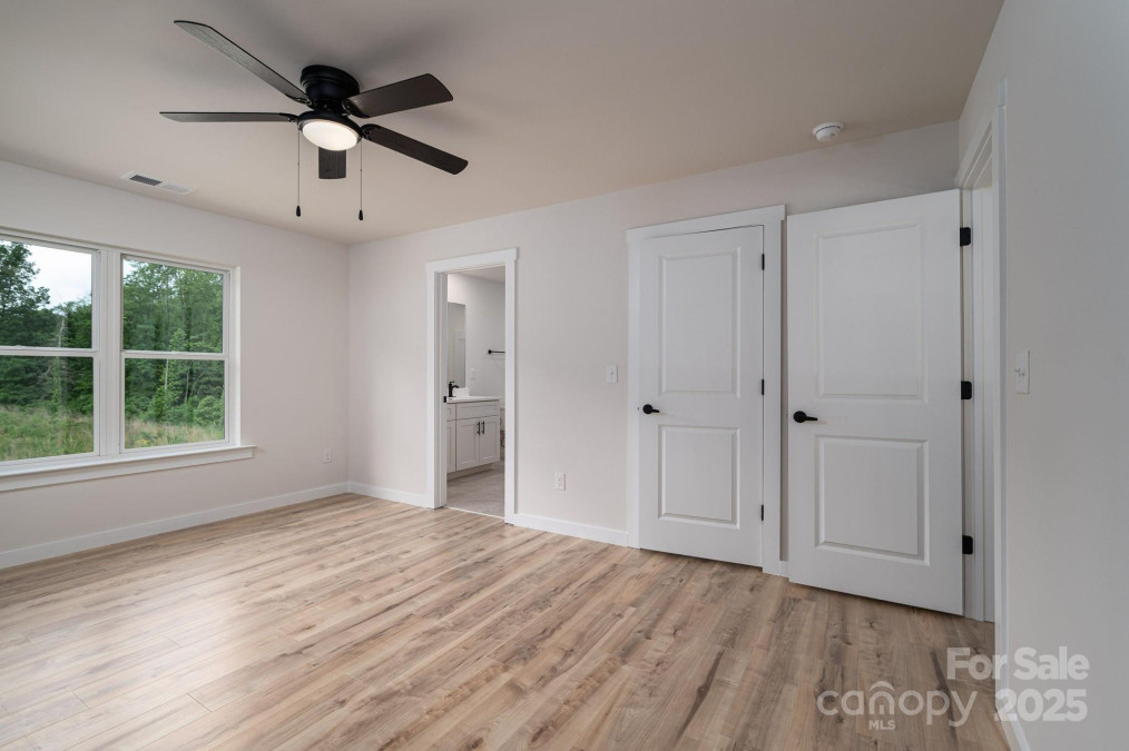 207 9th Ct Conover, NC 28613