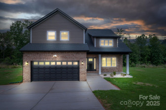 207 9th Ct Conover, NC 28613