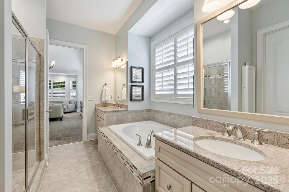 7428 Edenbridge Ln Charlotte, NC 28226