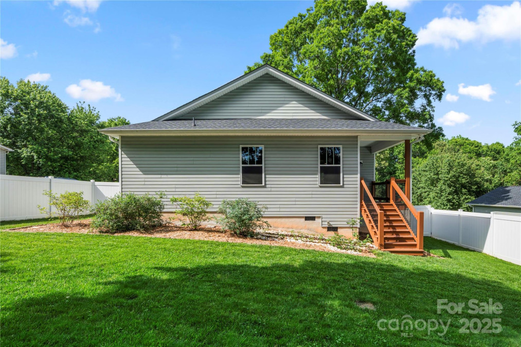 6578 Bopre Ln Denver, NC 28037