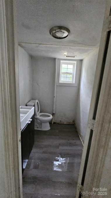435 Sharpe St Statesville, NC 28677