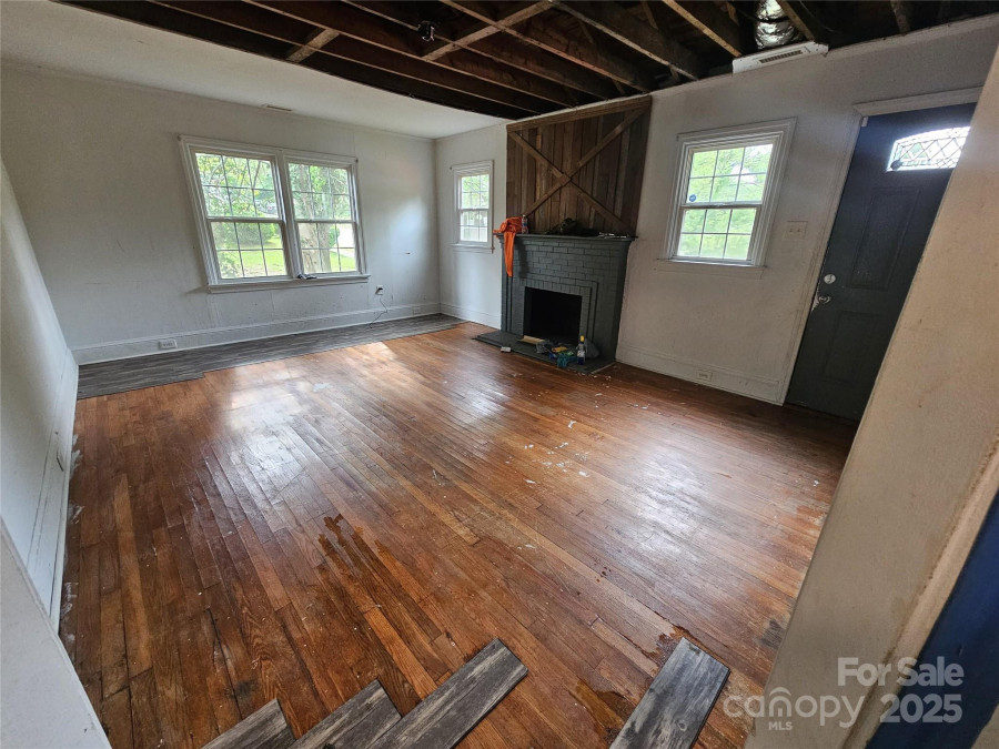 435 Sharpe St Statesville, NC 28677