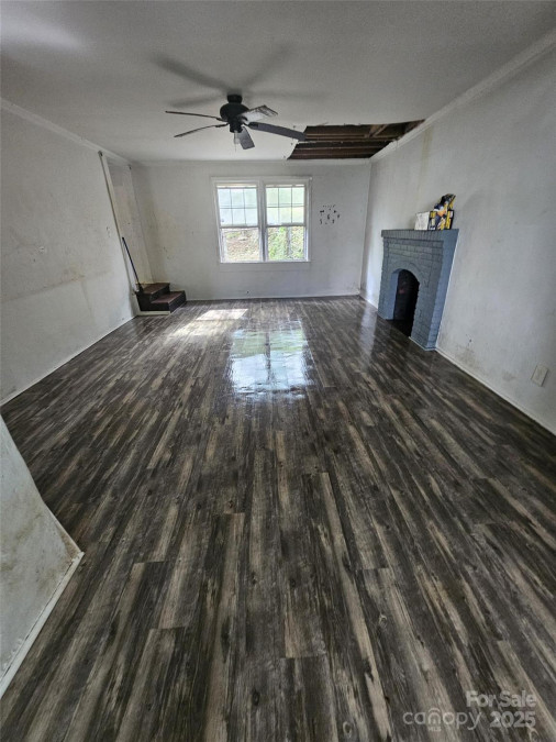 435 Sharpe St Statesville, NC 28677