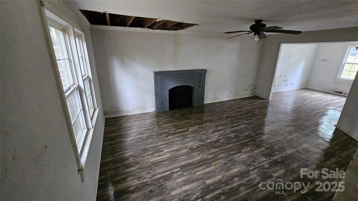 435 Sharpe St Statesville, NC 28677