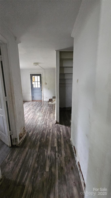 435 Sharpe St Statesville, NC 28677