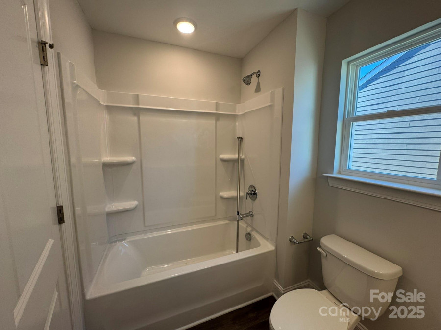 4131 Black Ct Harrisburg, NC 28075