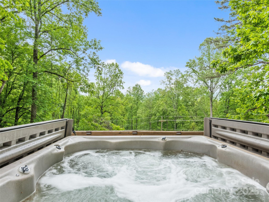 237 Biltmore Cir Bryson City, NC 28713