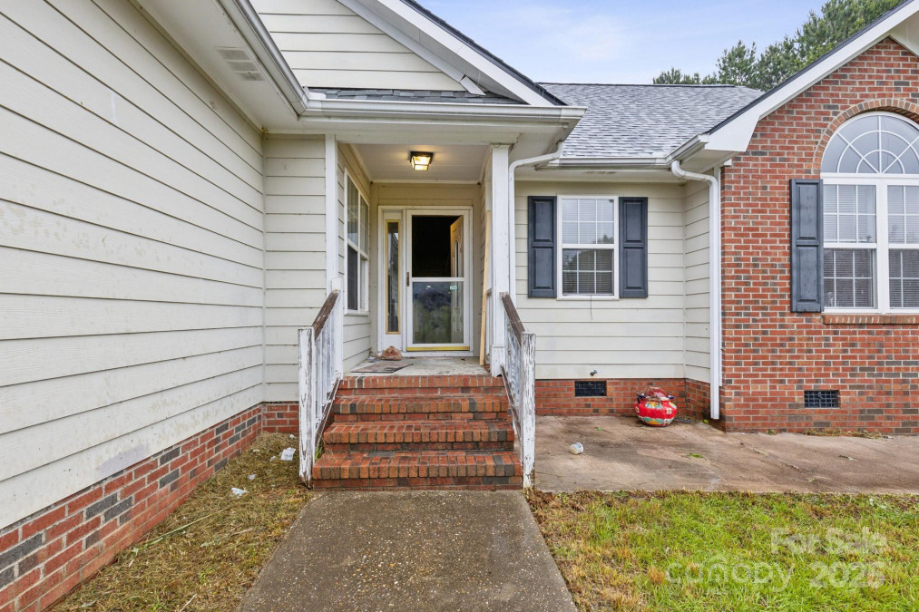 113 Stacy Ln Raeford Township, NC 28376