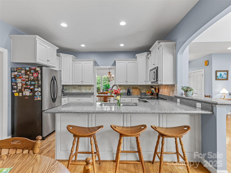 138 Bridlewood Trl Mills River, NC 28759