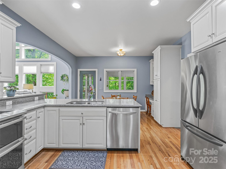 138 Bridlewood Trl Mills River, NC 28759
