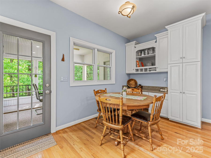 138 Bridlewood Trl Mills River, NC 28759