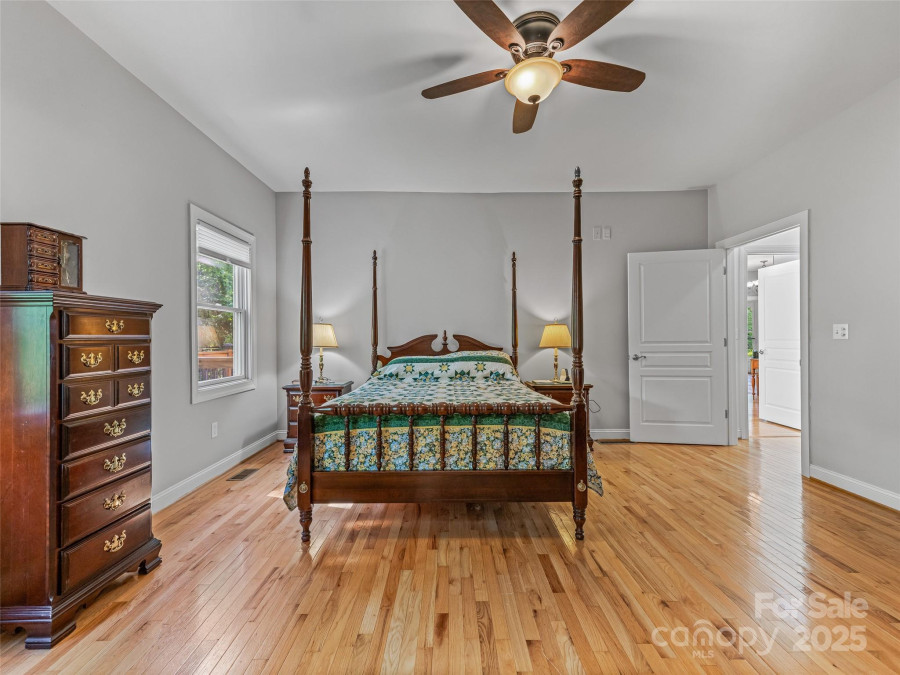 138 Bridlewood Trl Mills River, NC 28759