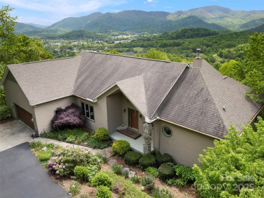 29 Egret Ct Waynesville, NC 28786