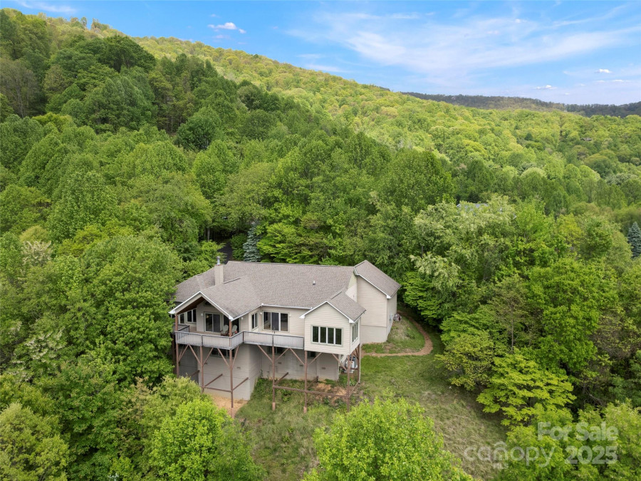 29 Egret Ct Waynesville, NC 28786