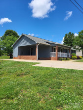 136 Coventry Ln Forest City, NC 28043